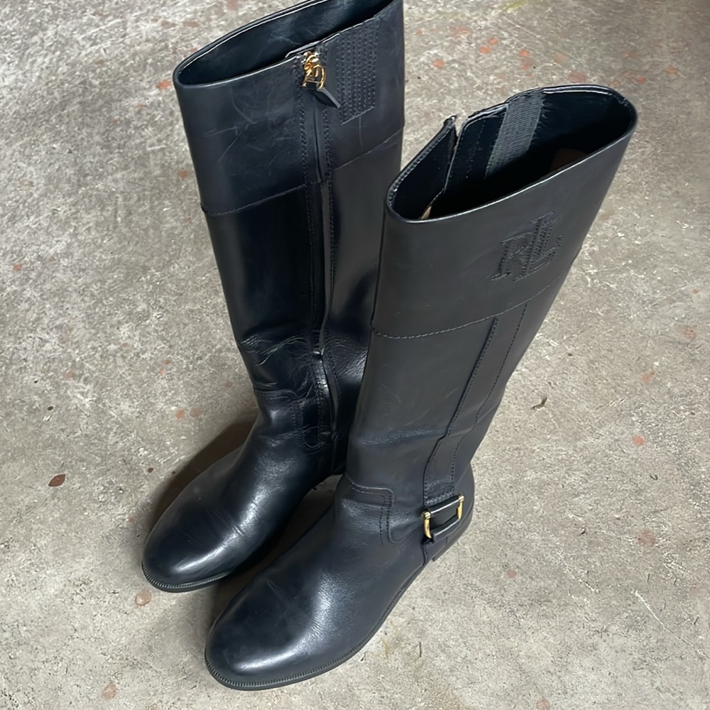 Black boots